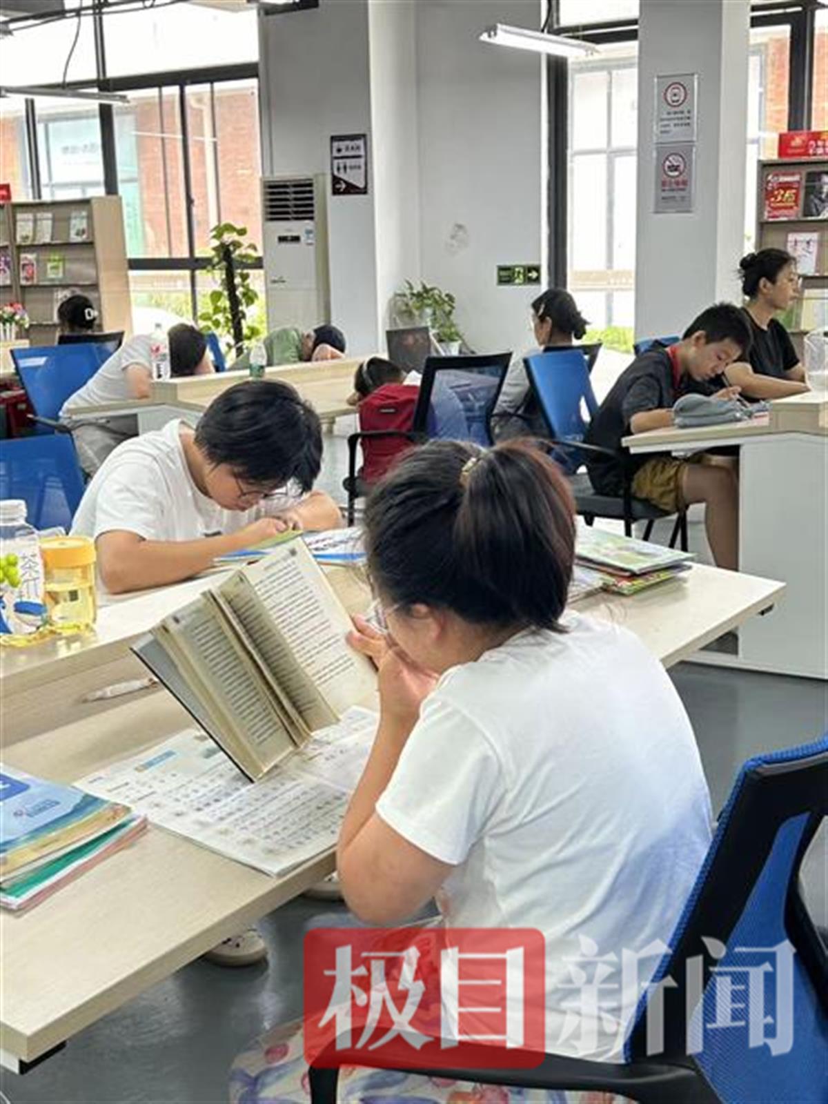 掇刀区图书馆最新动态报道